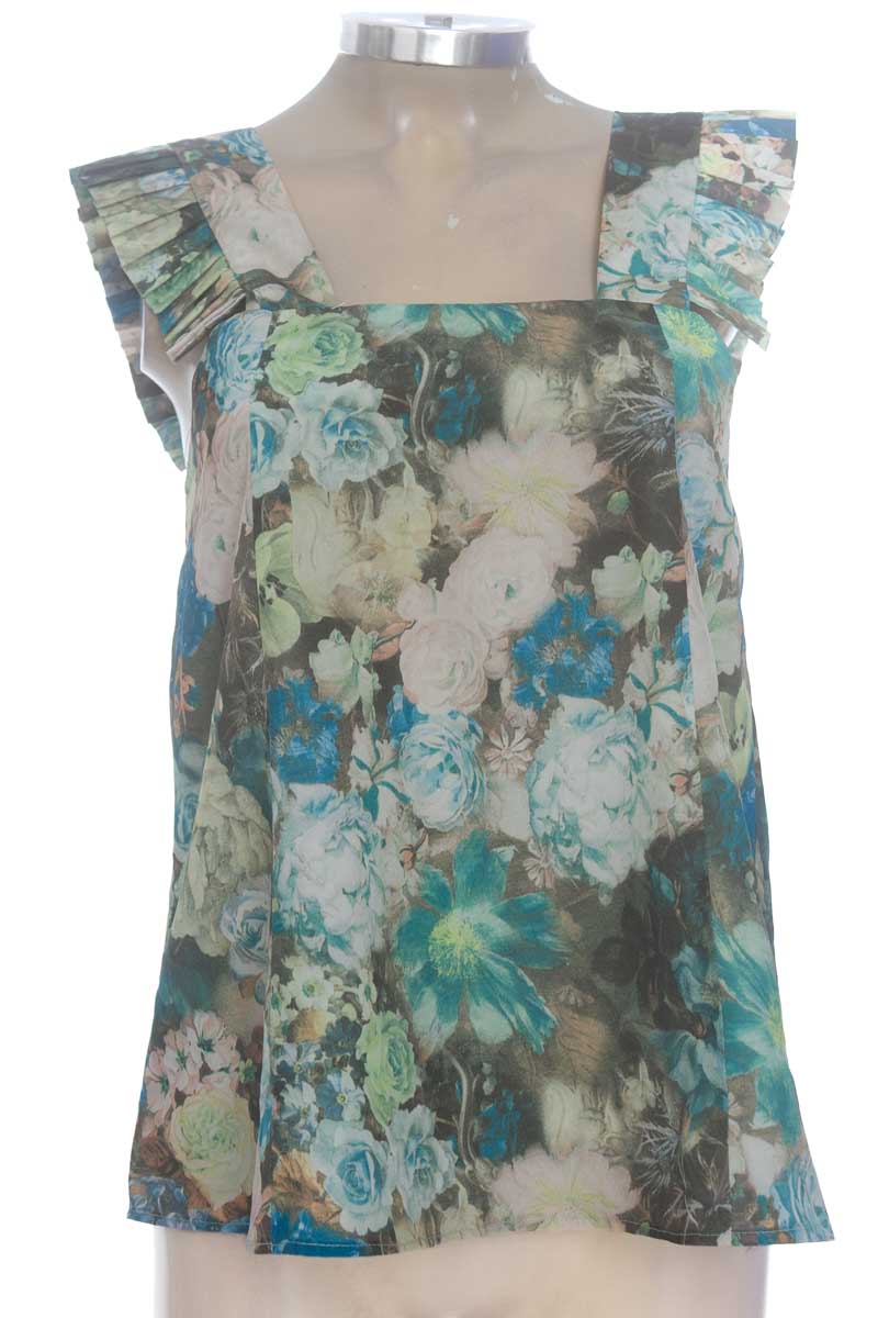 Top / Camiseta color Verde - Closeando