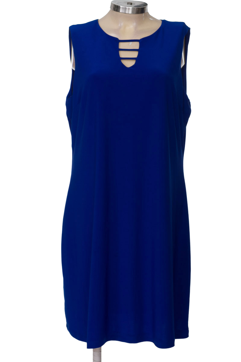 Vestido / Enterizo color Azul - Plica