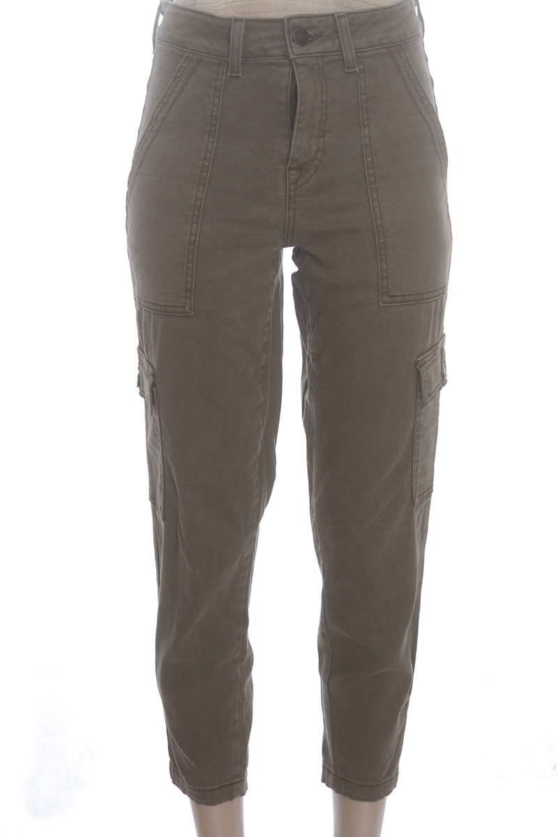 Pantalones color Verde - Koaj