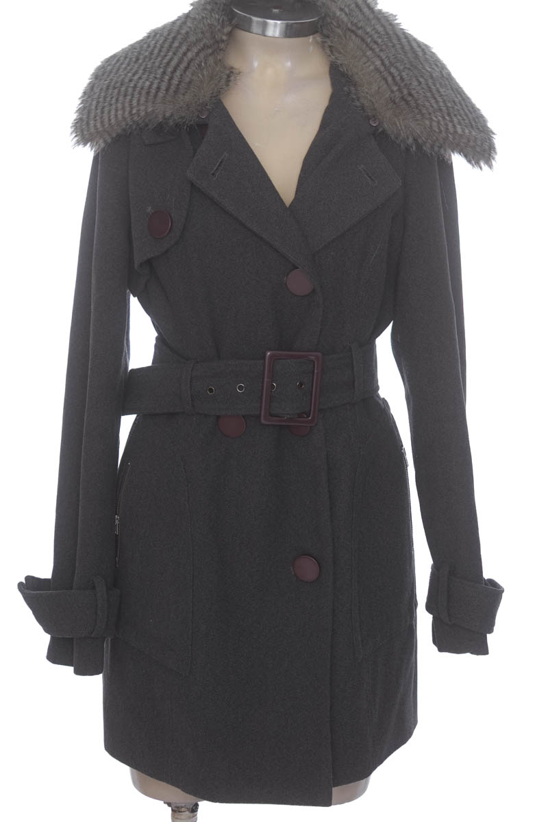 Chaqueta / Abrigo color Gris - BEBE