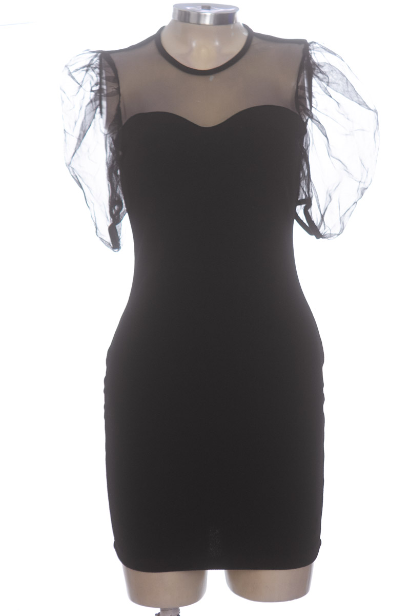 Vestido / Enterizo color Negro - Closeando