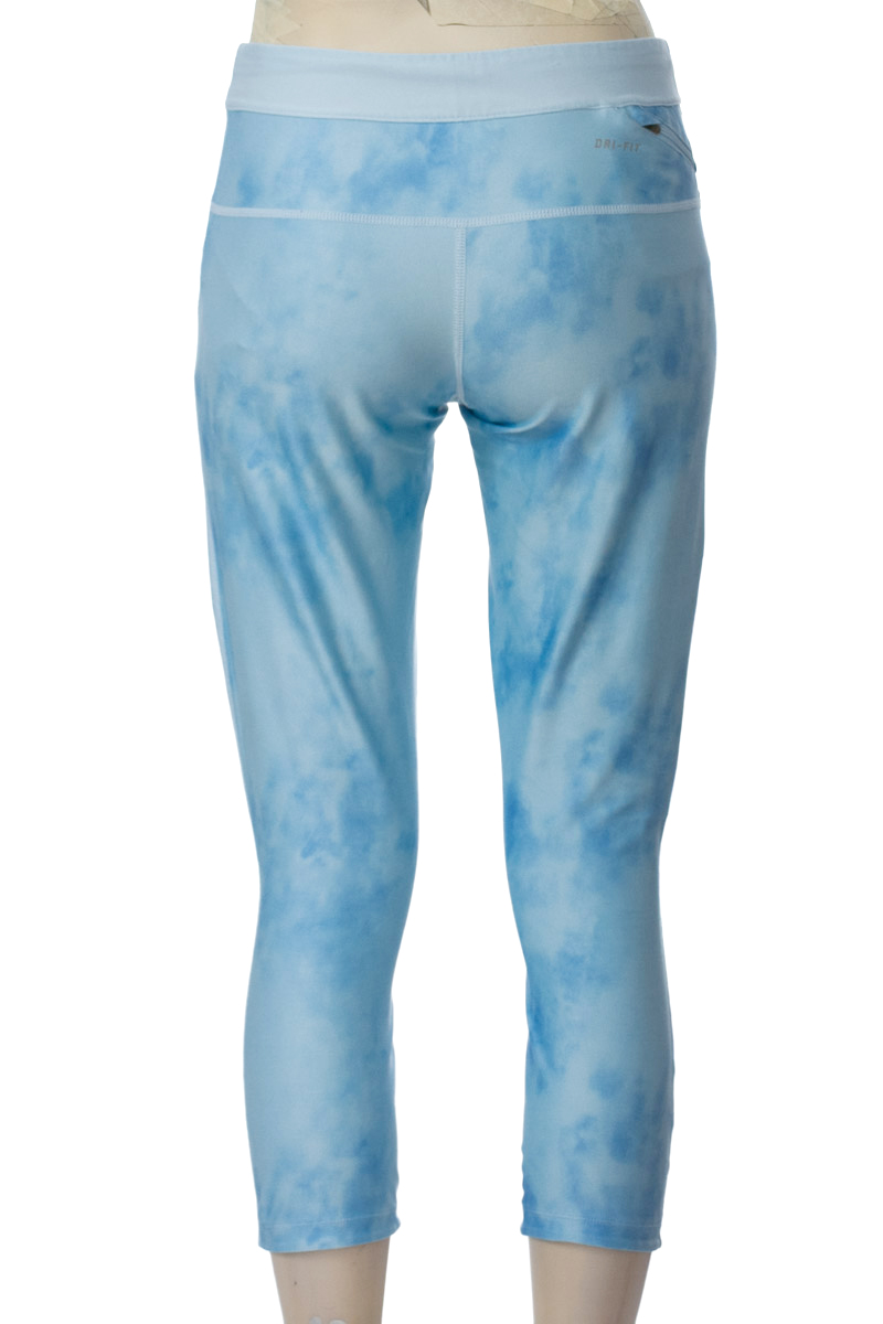 Ropa Deportiva / Salida de Baño color Azul - Nike