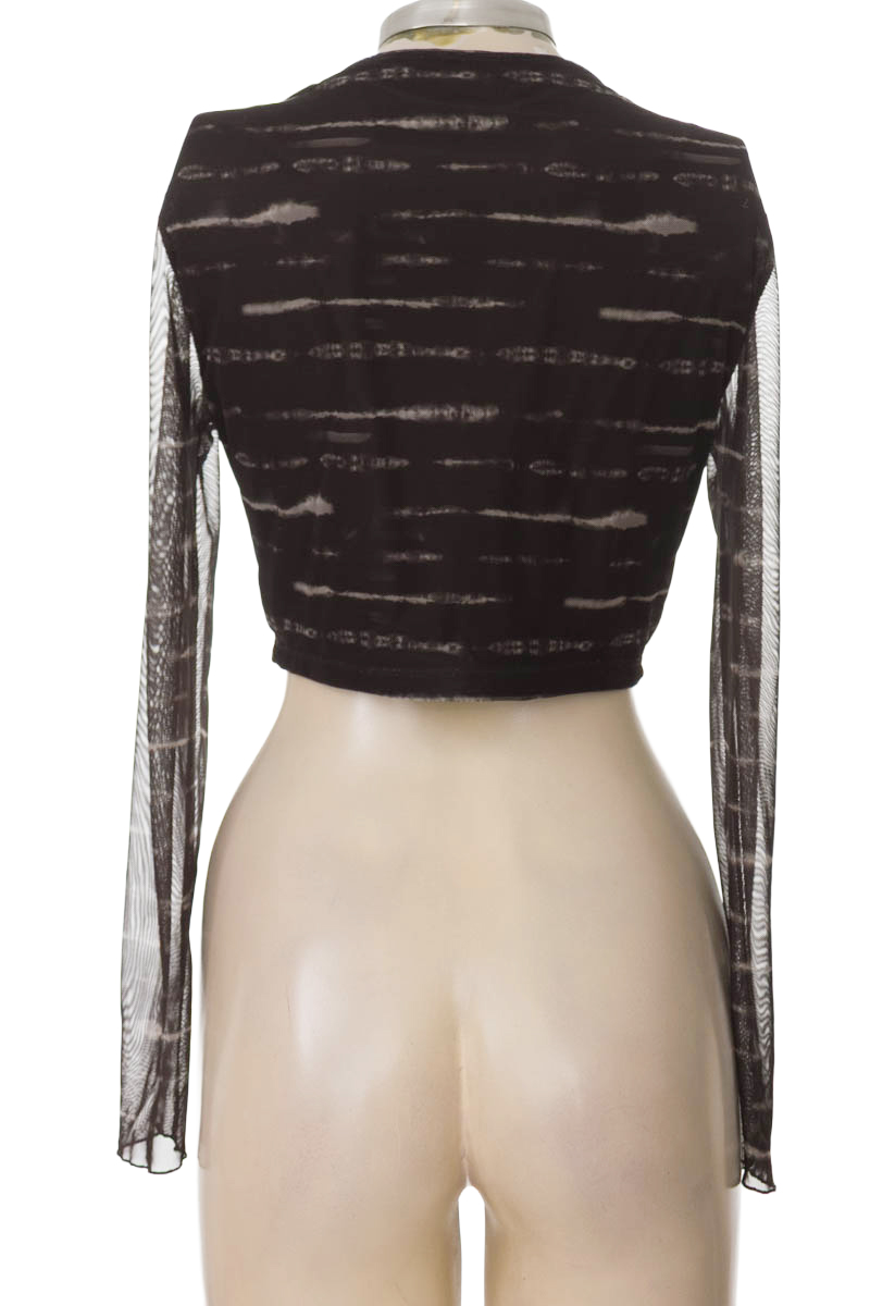 Top / Camiseta color Negro - DENIMLAB