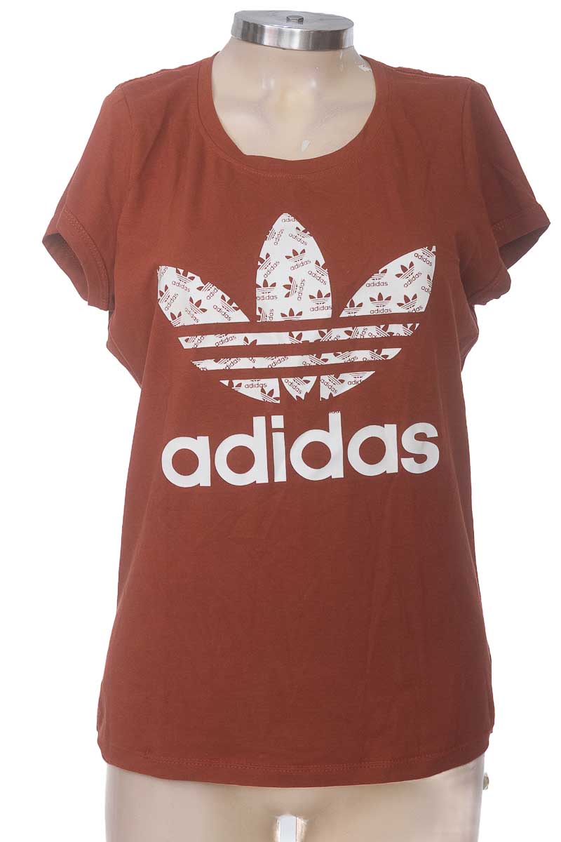 Top / Camiseta color Café - Closeando