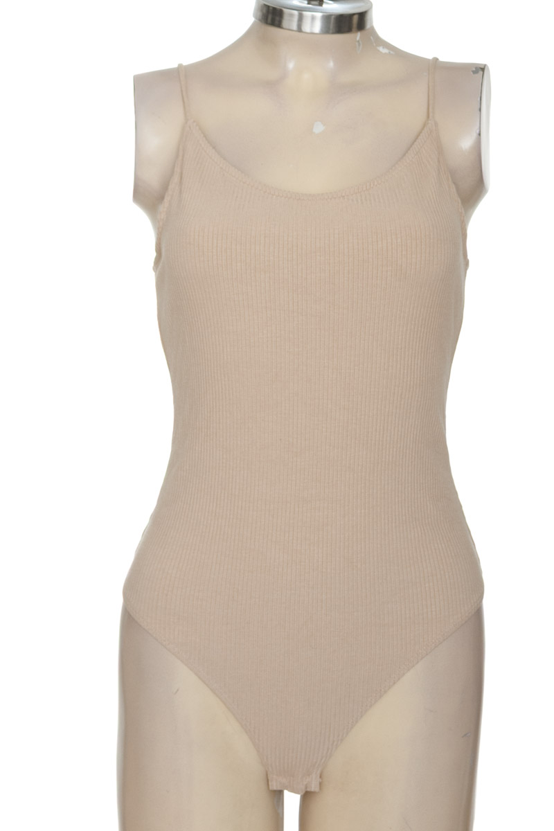 Top / Camiseta color Beige - H&M