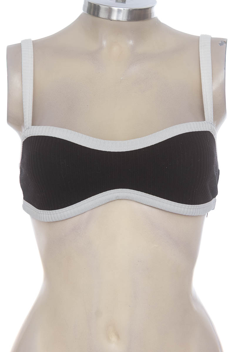 Top / Camiseta color Negro - Shein