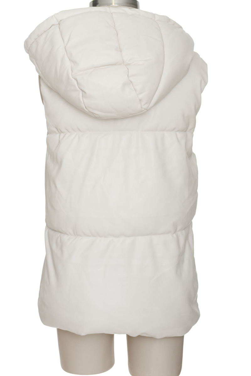 Chaqueta / Abrigo color Beige - Stradivarius