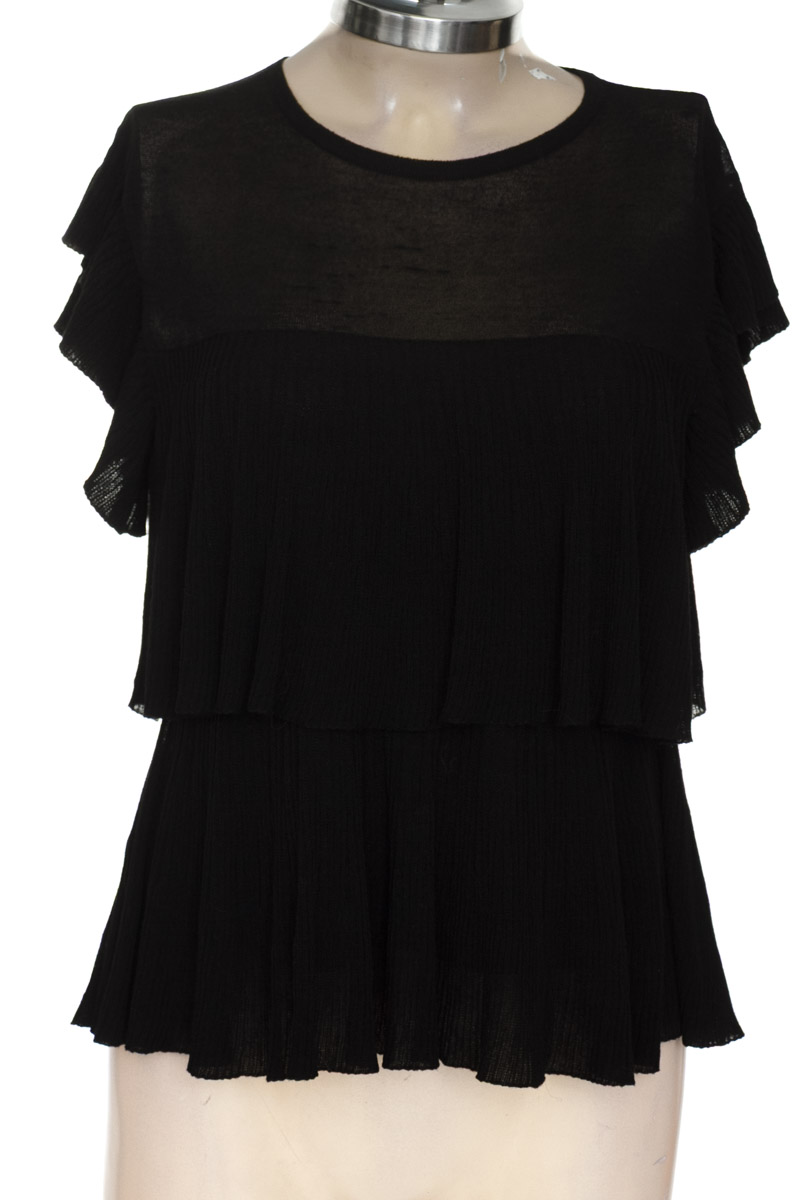 Top / Camiseta color Negro - Zara