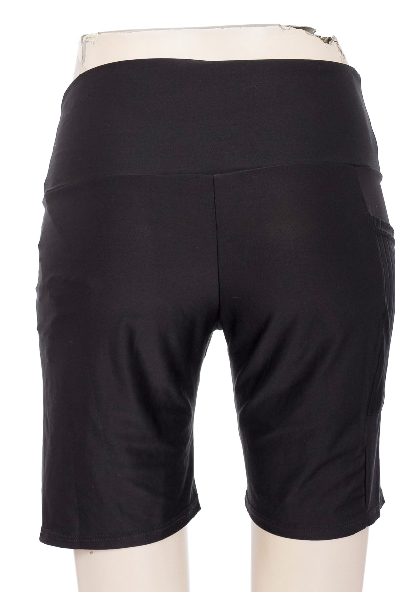 Ropa Deportiva / Salida de Baño color Negro - Rutta