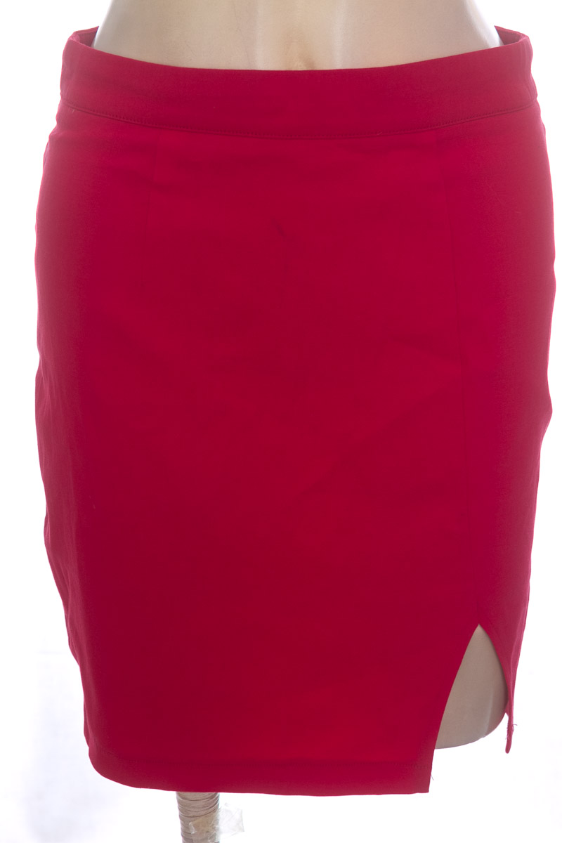 Falda color Fucsia - Closeando
