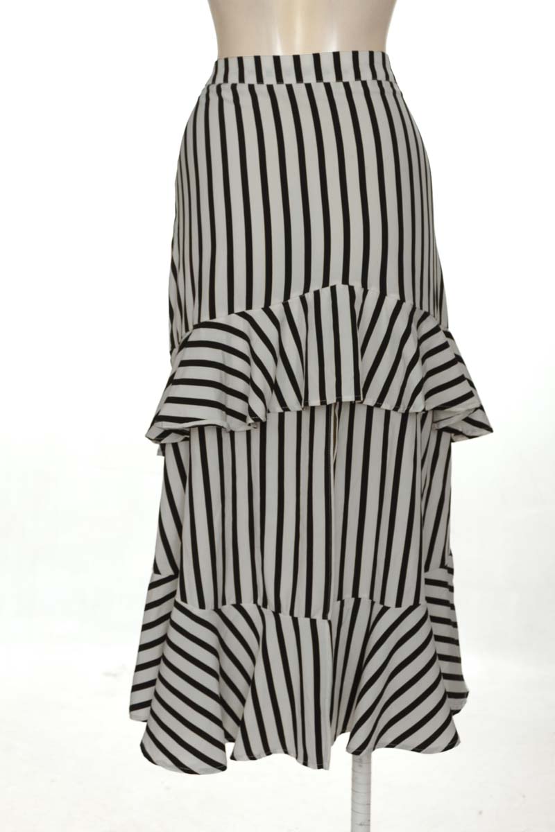 Falda color Negro - Closeando