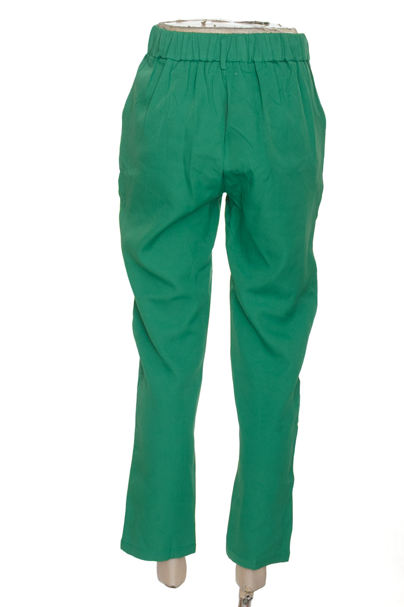 Pantalones color Verde - SUYE
