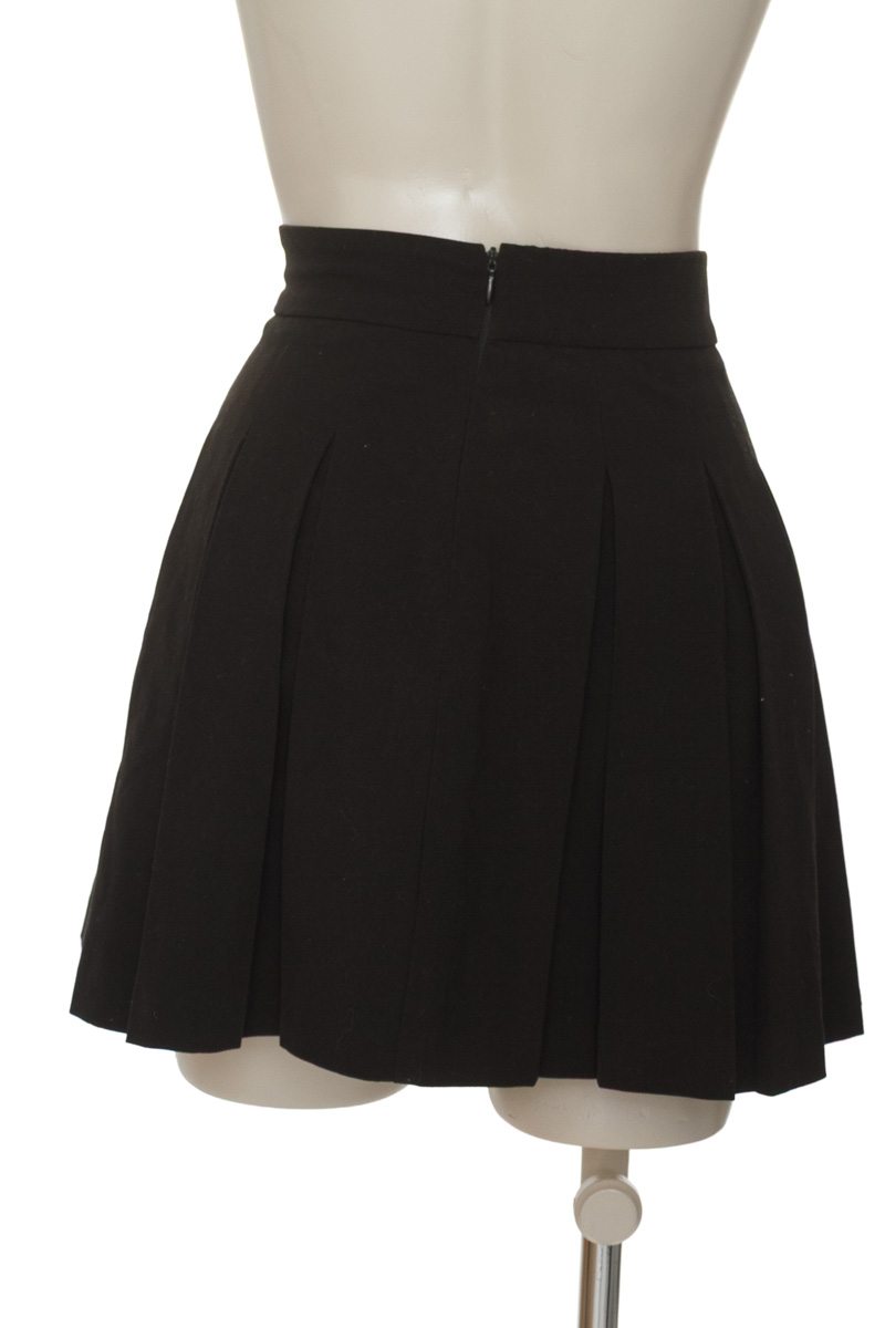 Falda color Negro - Stradivarius