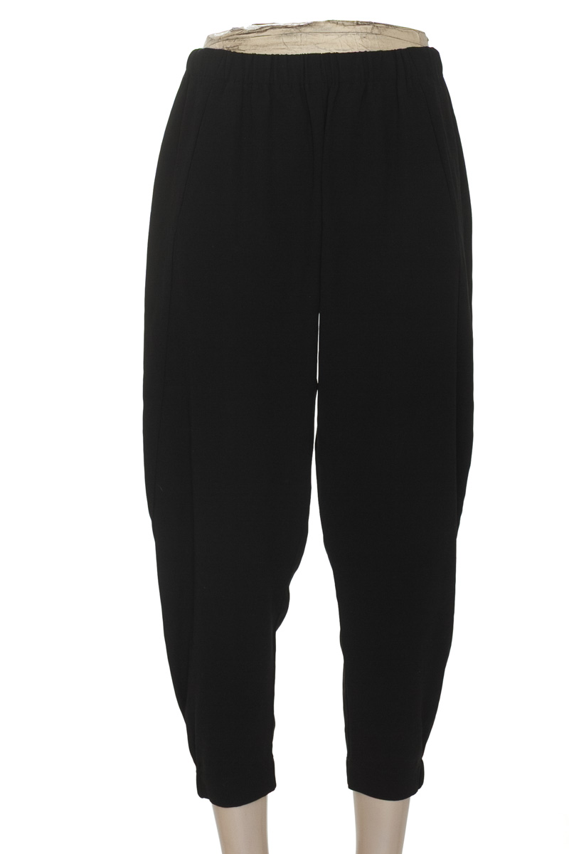 Pantalones color Negro - Babaton