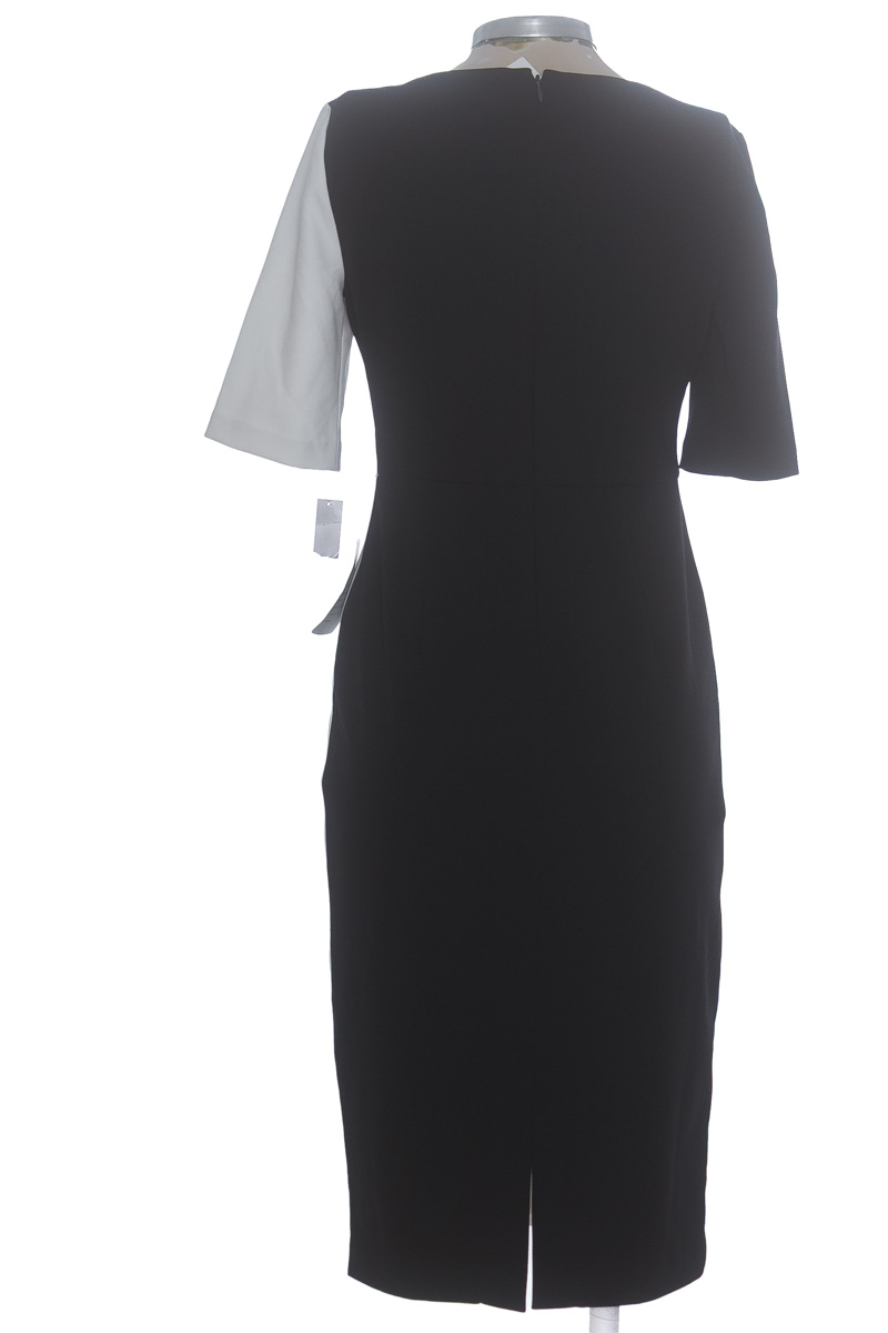 Vestido / Enterizo color Negro - Maggy London