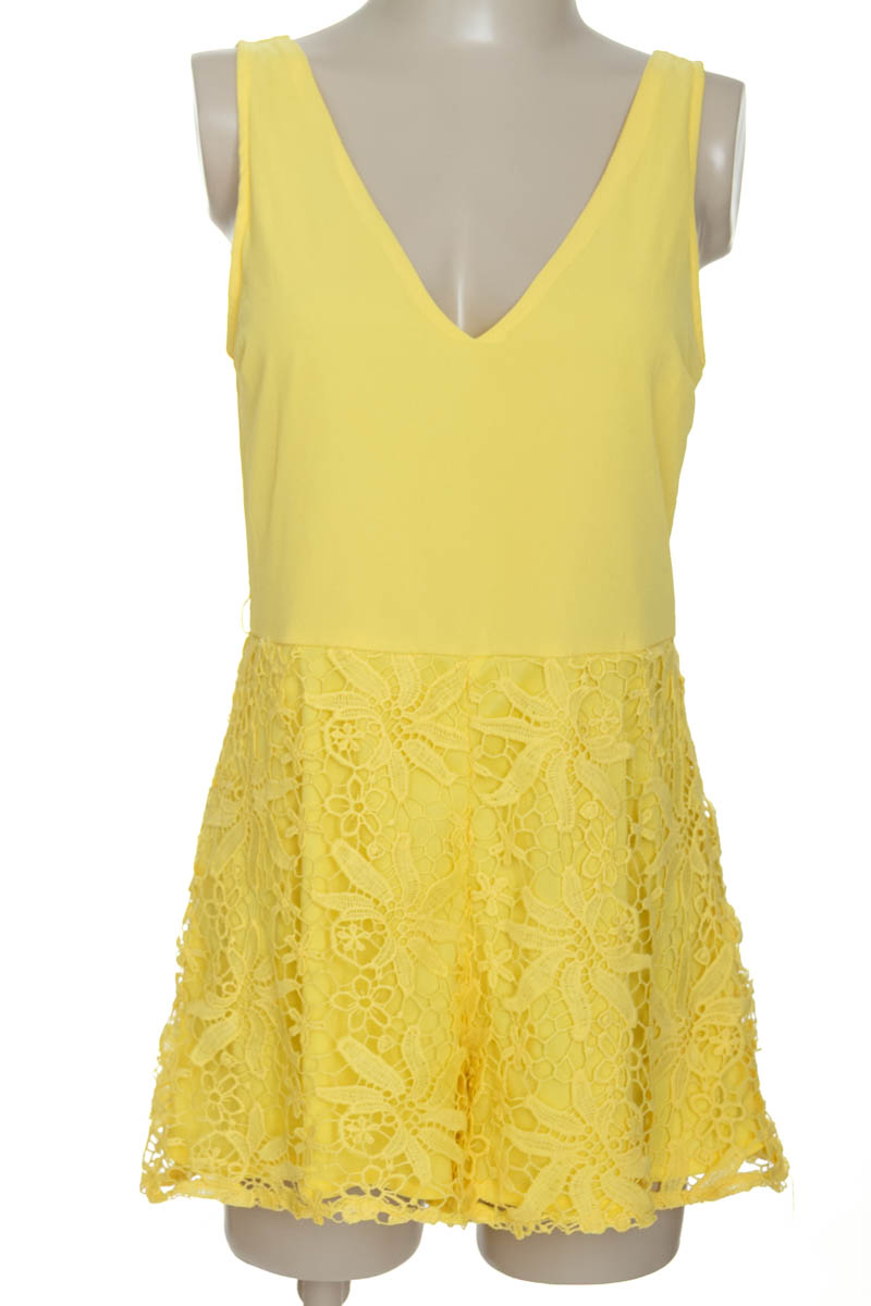 Vestido / Enterizo color Amarillo - California Inn