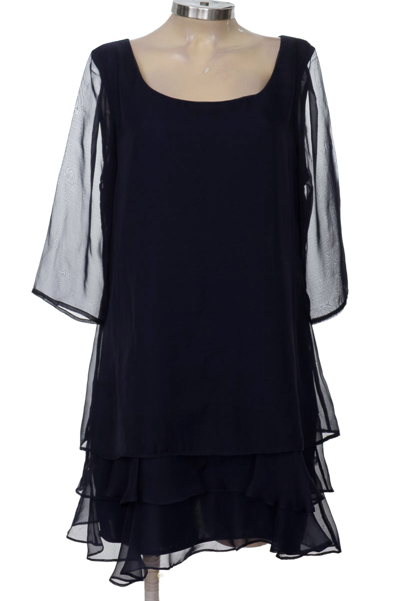 Vestido / Enterizo color Azul - Closeando