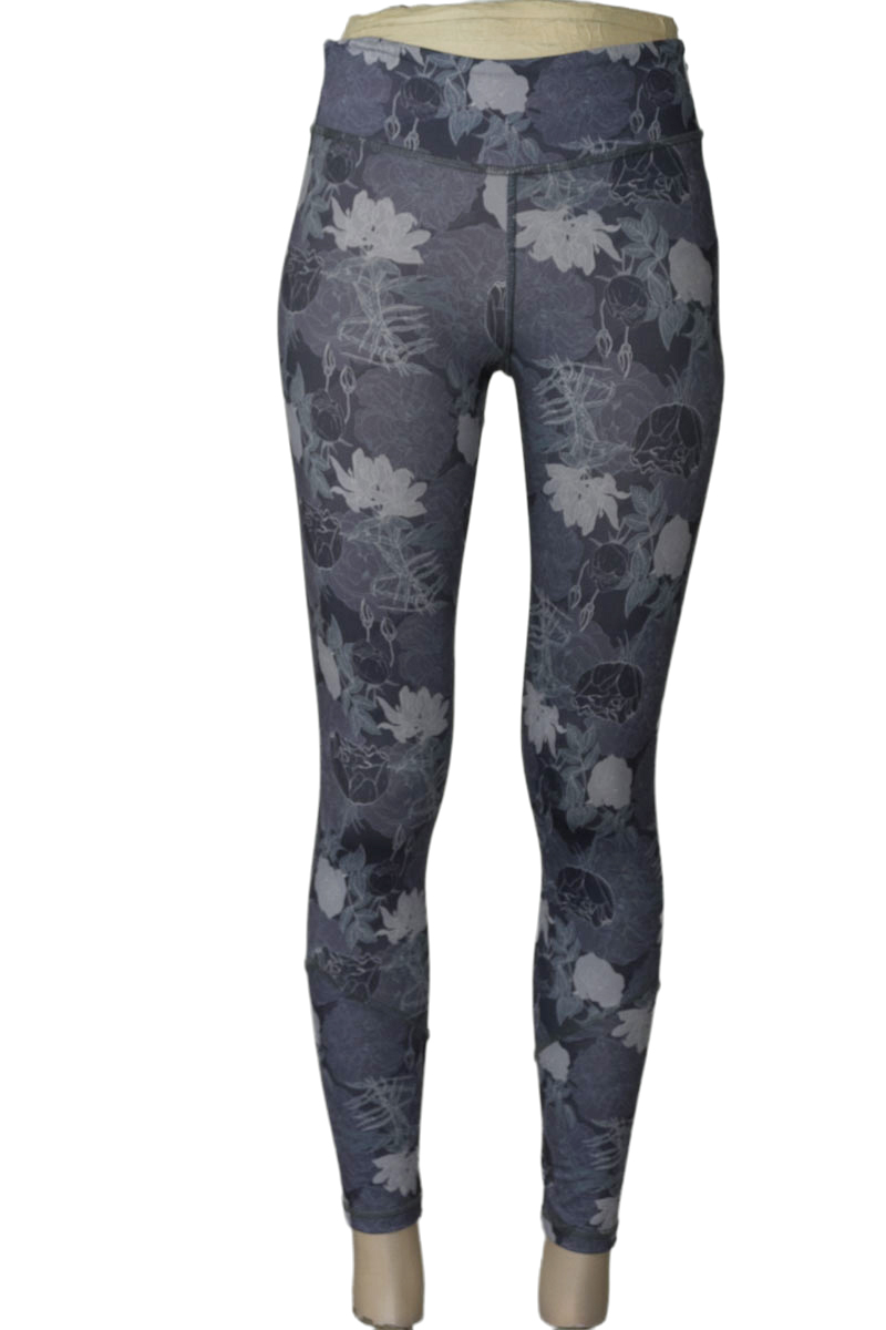 Ropa Deportiva / Salida de Baño color Gris - Diadora