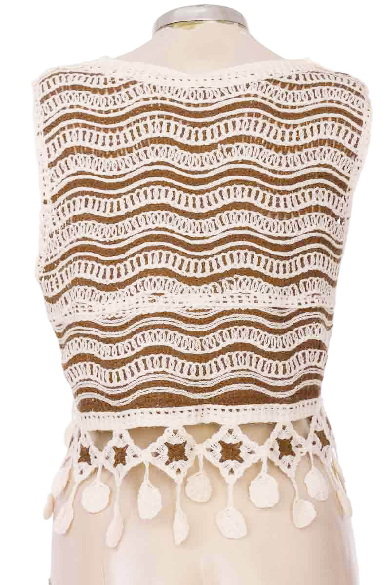 Sweater color Café - Closeando