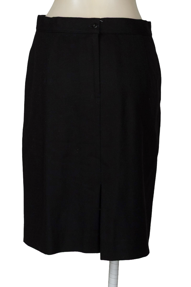 Falda color Negro - Closeando