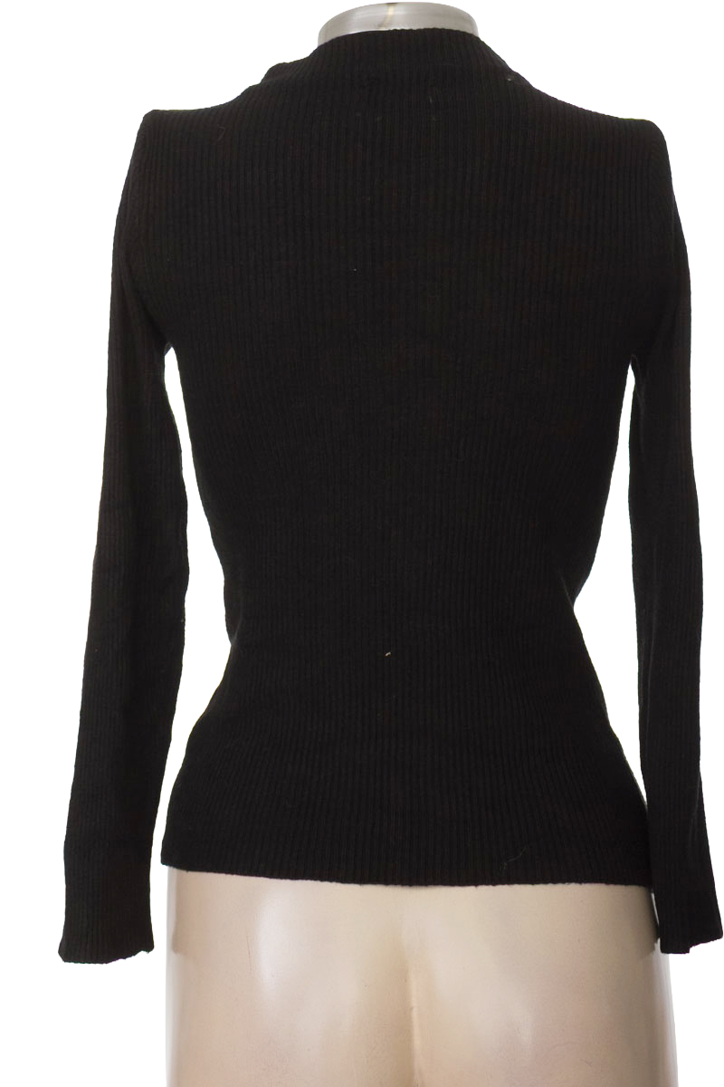 Sweater color Negro - Dokdo K