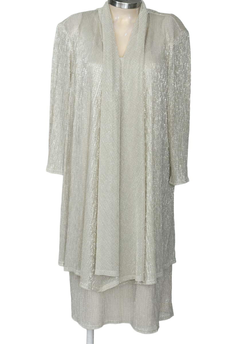 Vestido / Enterizo color Plateado - R&M Richards