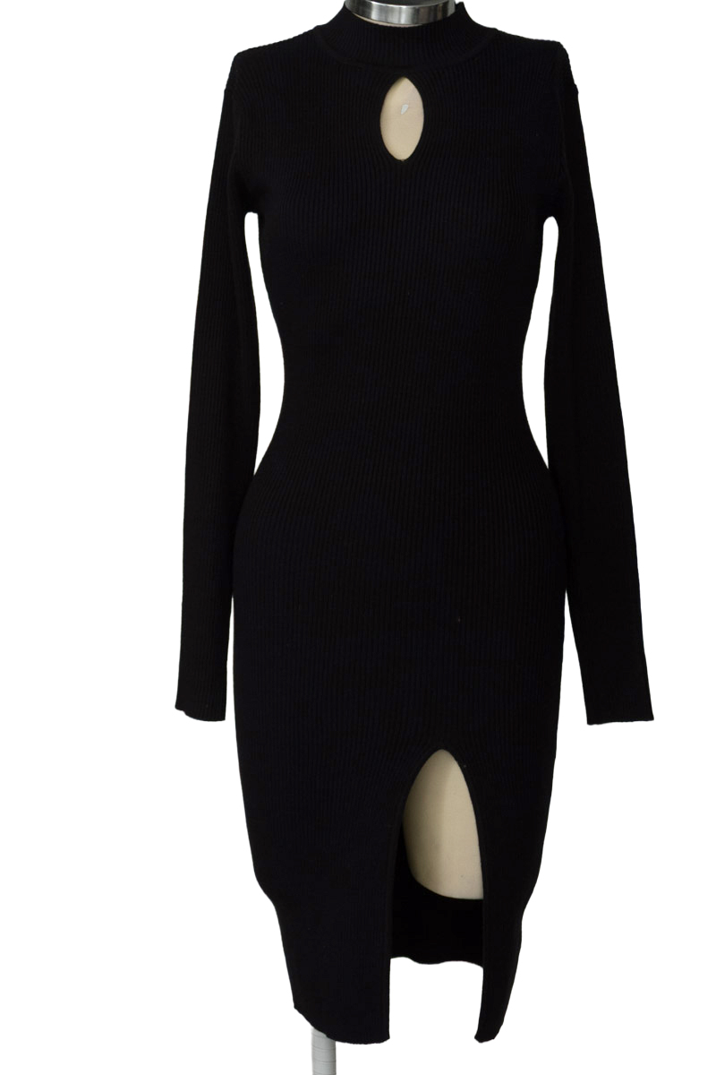 Vestido / Enterizo color Negro - J.O.A.