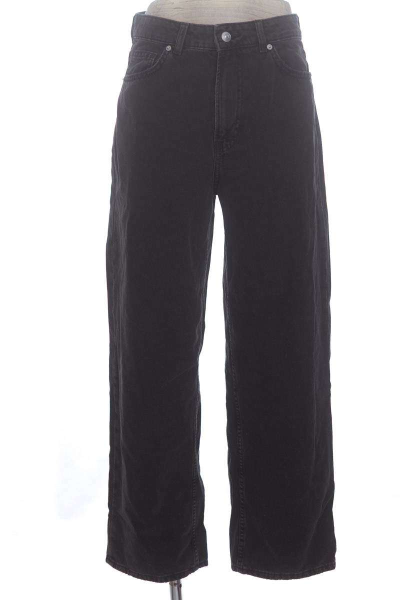 Pantalones color Negro - Divided by H&M