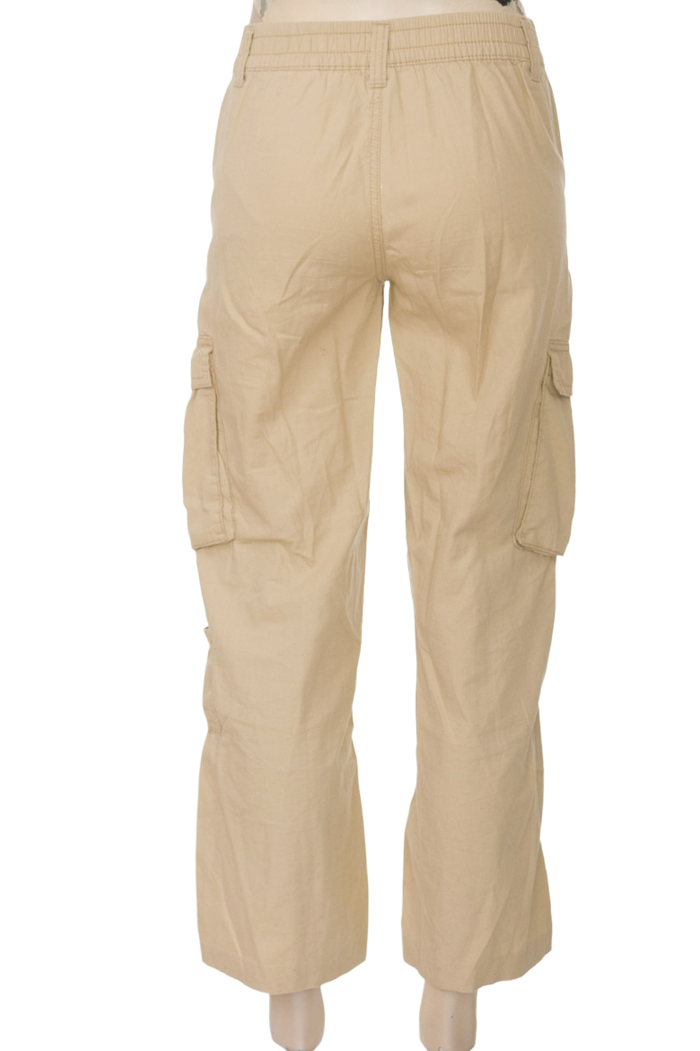 Pantalones color Beige - Divided by H&M