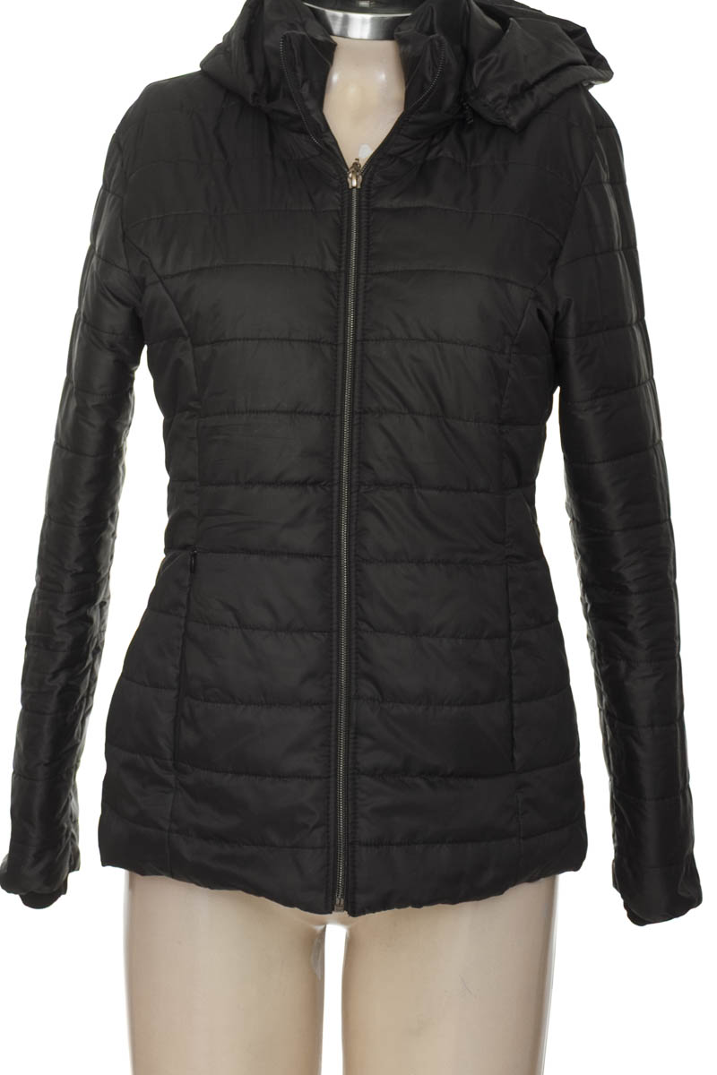 Chaqueta / Abrigo color Negro - California