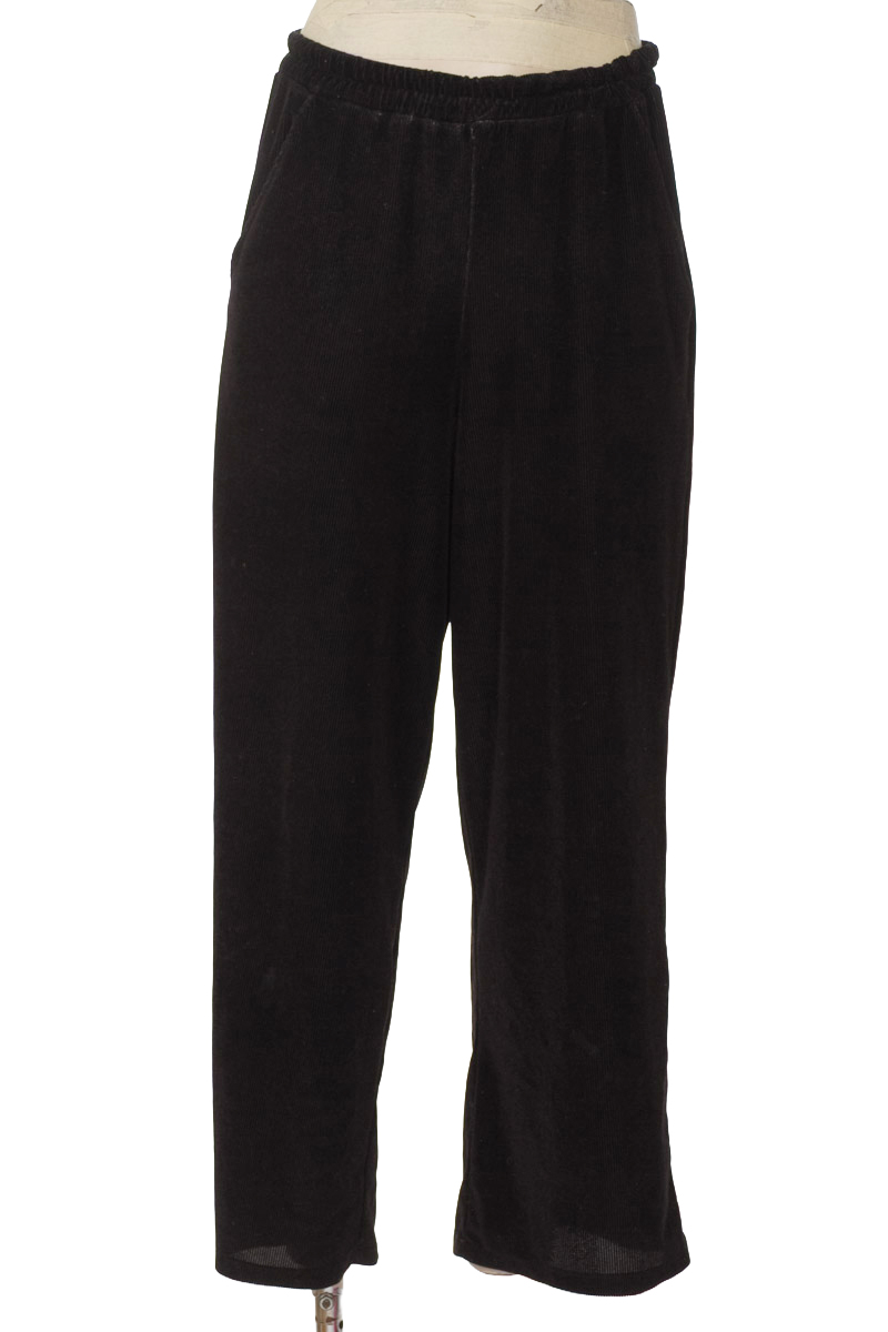 Pantalones color Negro - Closeando