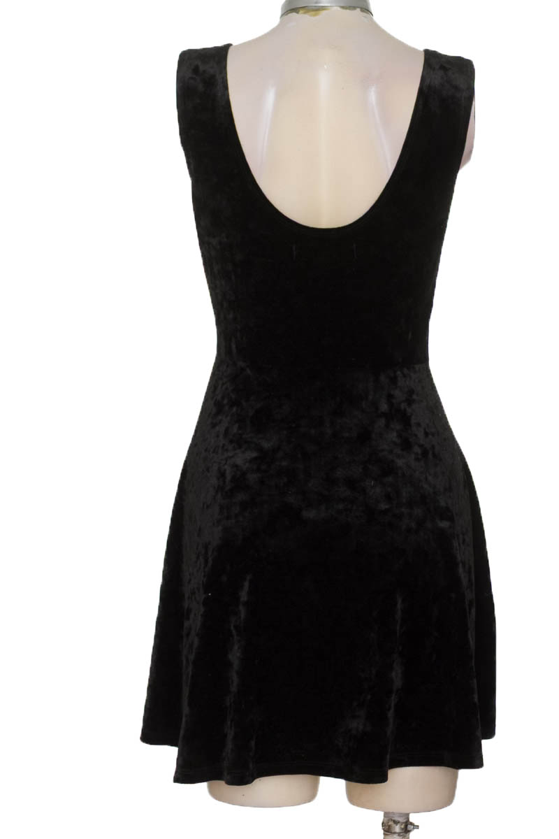 Vestido / Enterizo color Negro - Forever 21