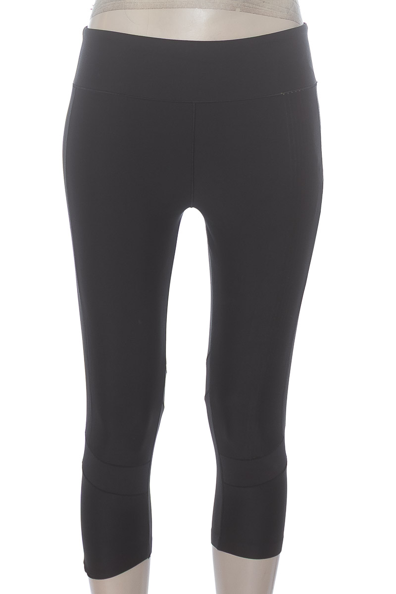 Ropa Deportiva / Salida de Baño color Negro - Super Dry