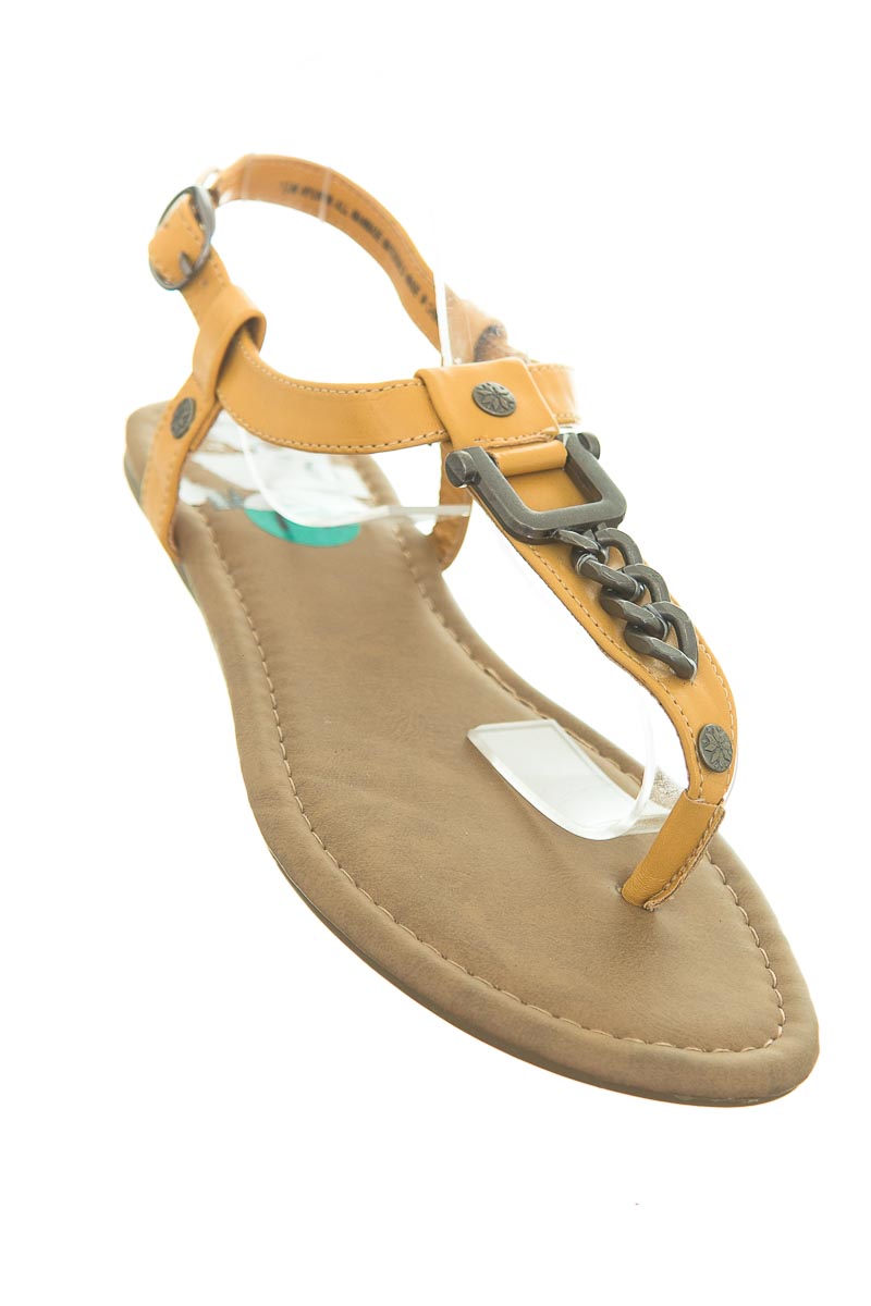 Zapatos color Mostaza - Nicole