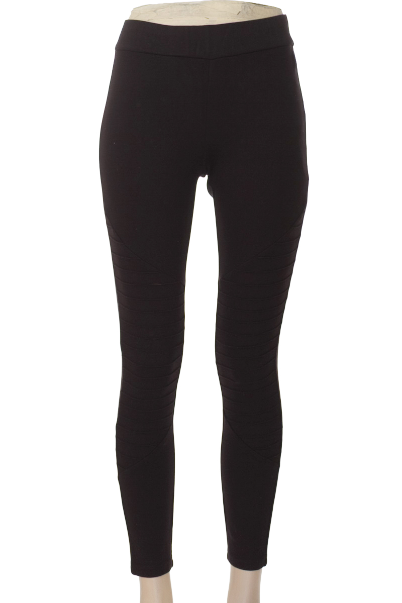 Pantalones color Negro - Basement