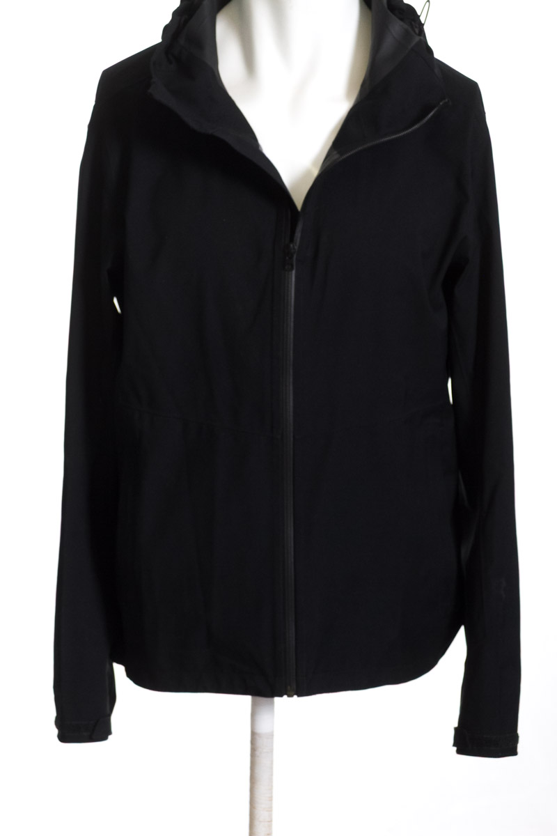 Chaqueta color Negro - UNIQLO