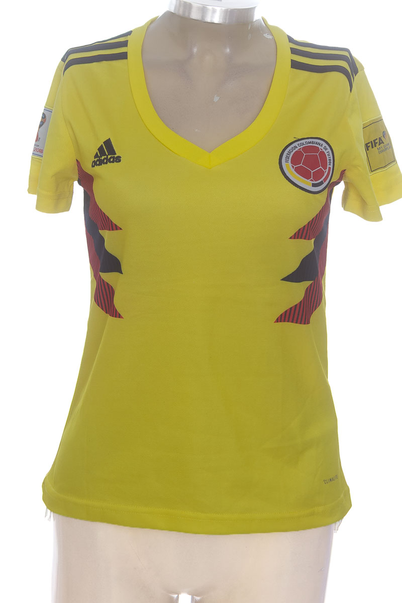 Ropa Deportiva / Salida de Baño color Amarillo - Closeando