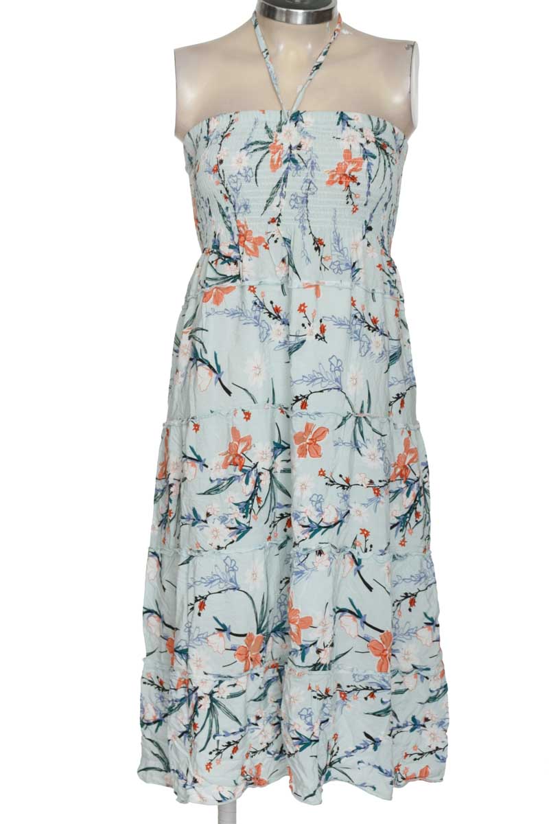 Vestido / Enterizo color Azul - Closeando