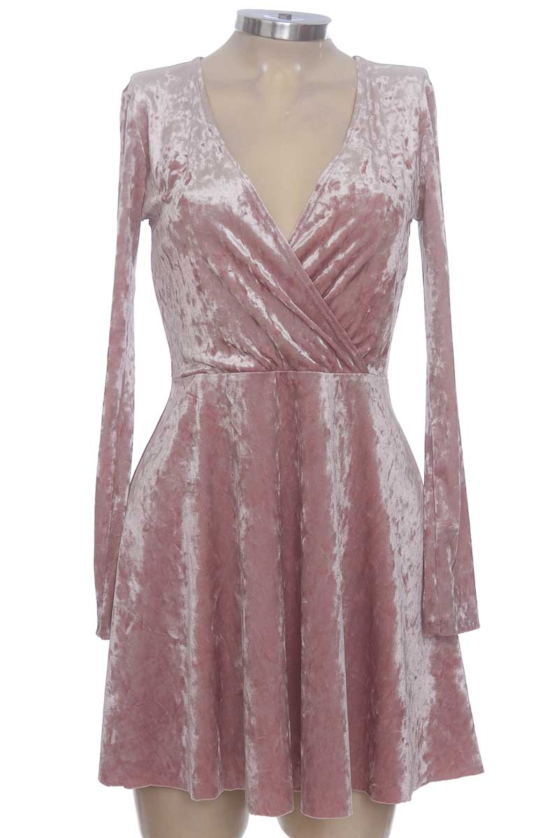 Vestido / Enterizo color Rosado - Forever 21