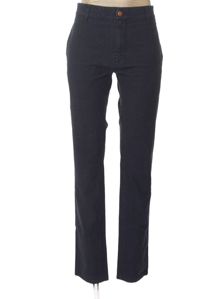 Pantalón color Azul - Chevignon