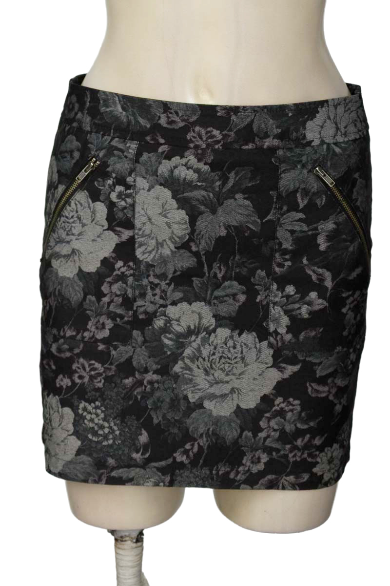 Falda color Negro - NAF NAF