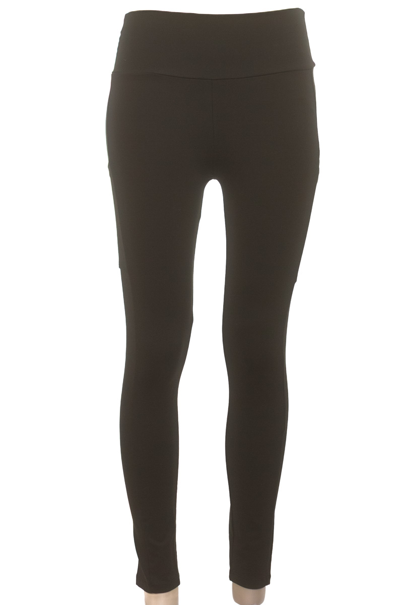 Ropa Deportiva / Salida de Baño color Negro - Licras Aya