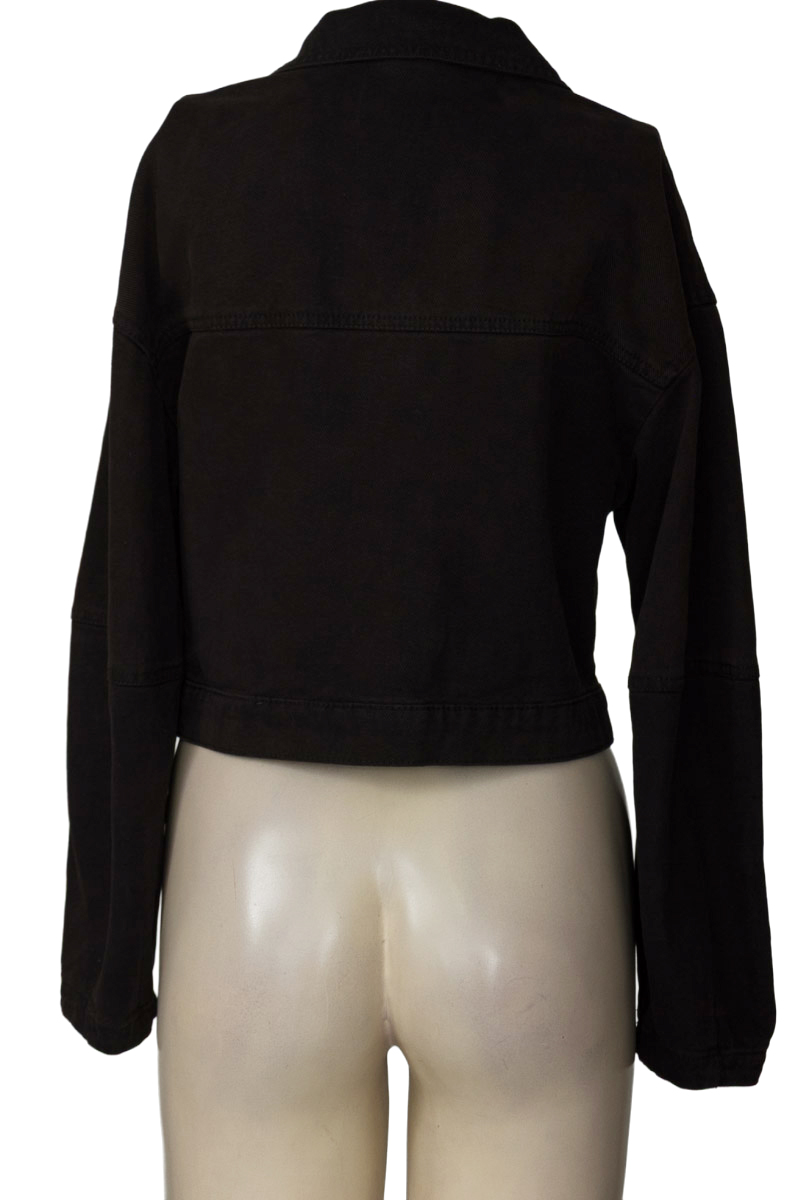Chaqueta / Abrigo color Negro - Bershka