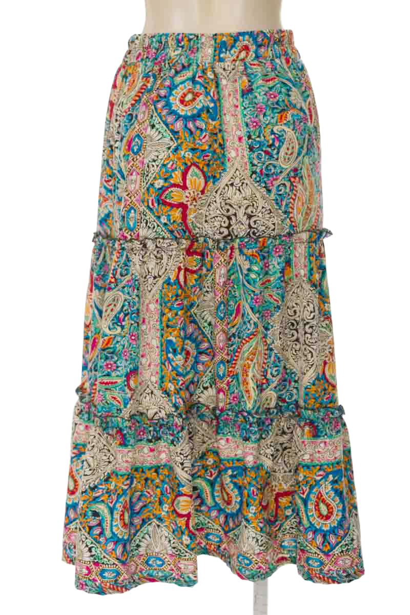 Falda color Estampado - Closeando