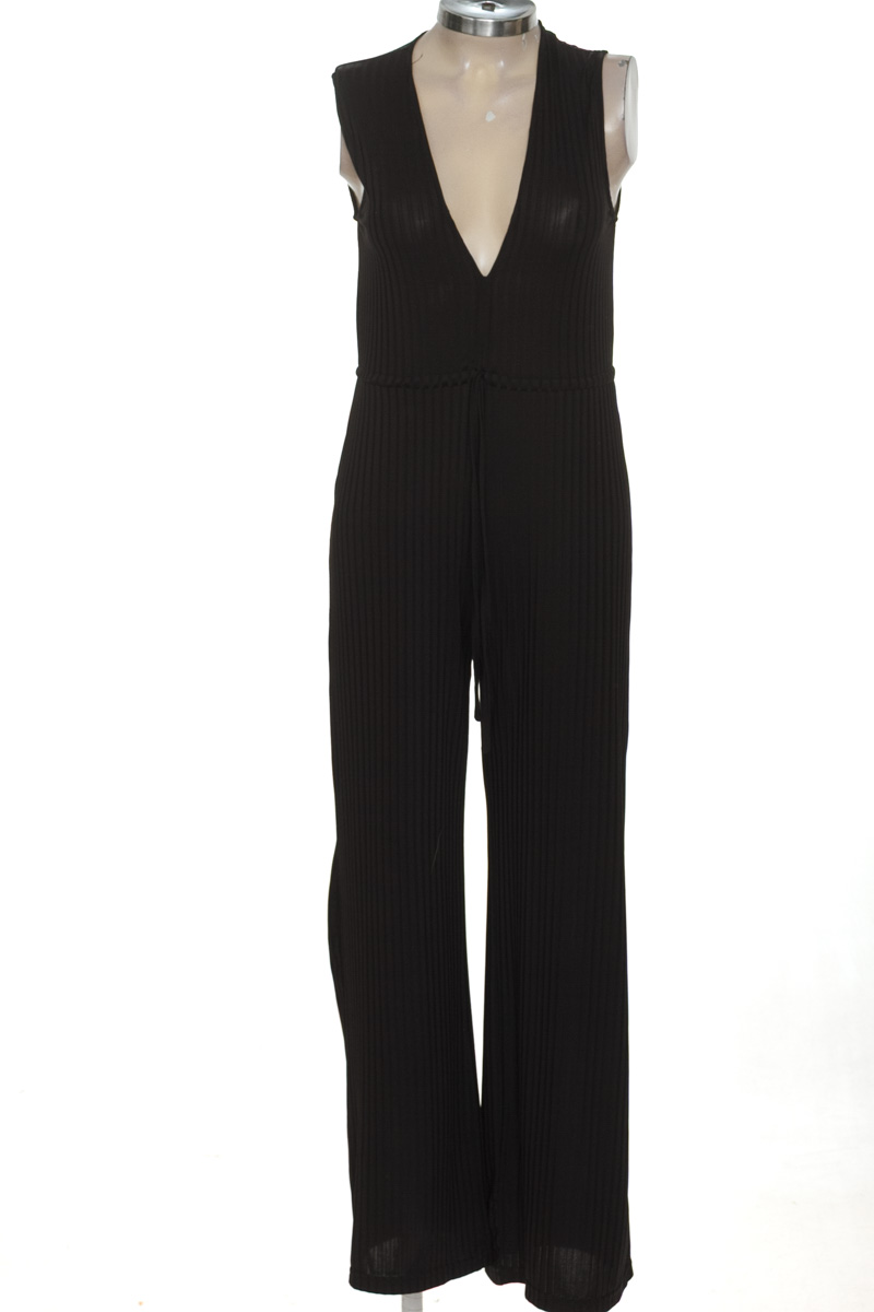 Vestido / Enterizo color Negro - Stradivarius