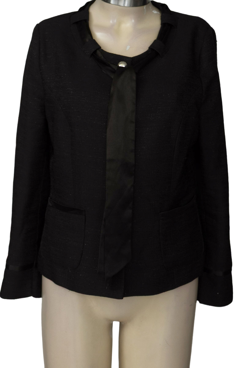 Chaqueta / Abrigo color Negro - XUSS