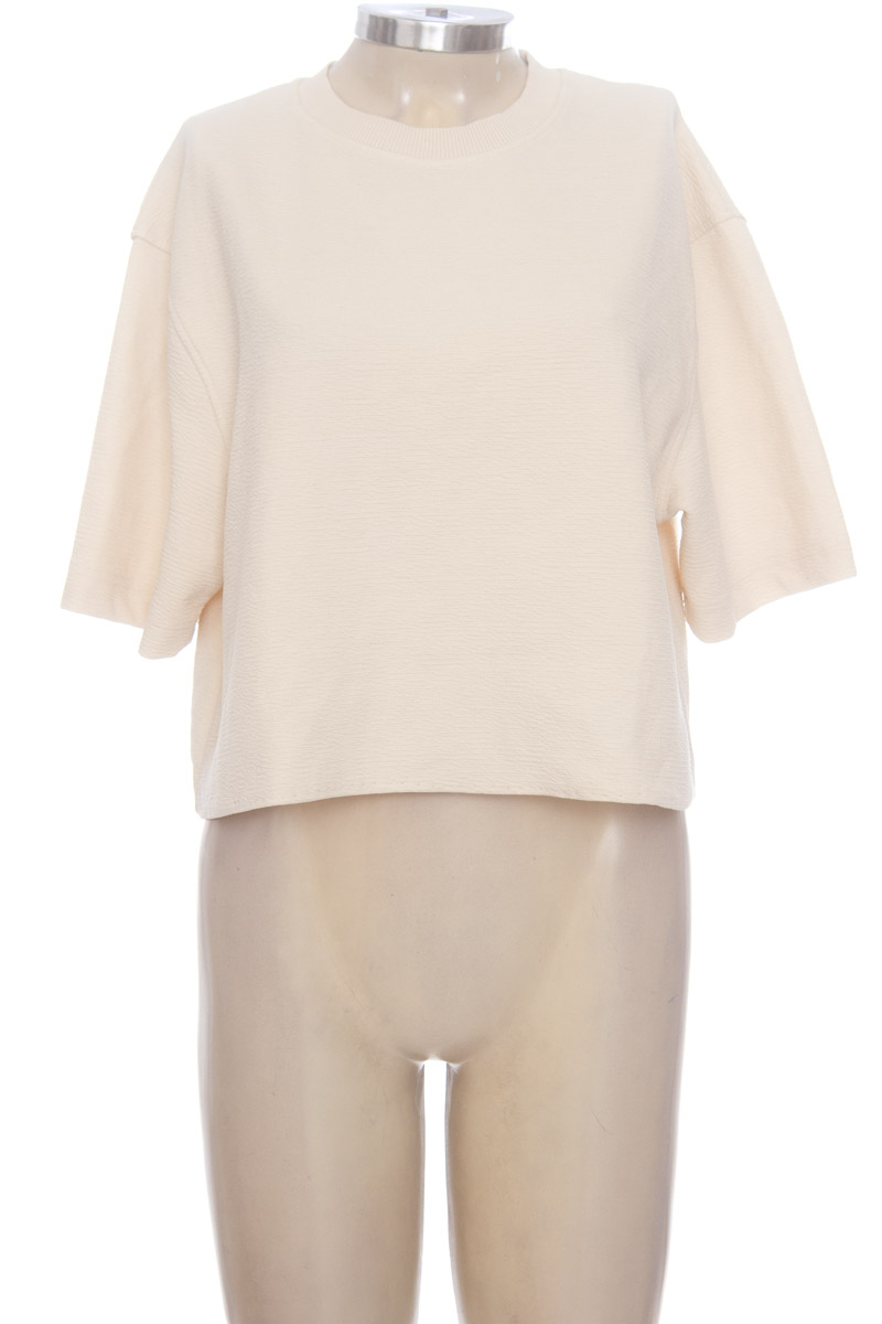Top / Camiseta color Beige - Zara