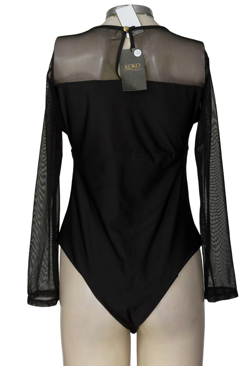 Top / Camiseta color Negro - KOKO