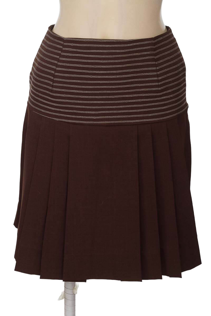 Falda color Café - Closeando