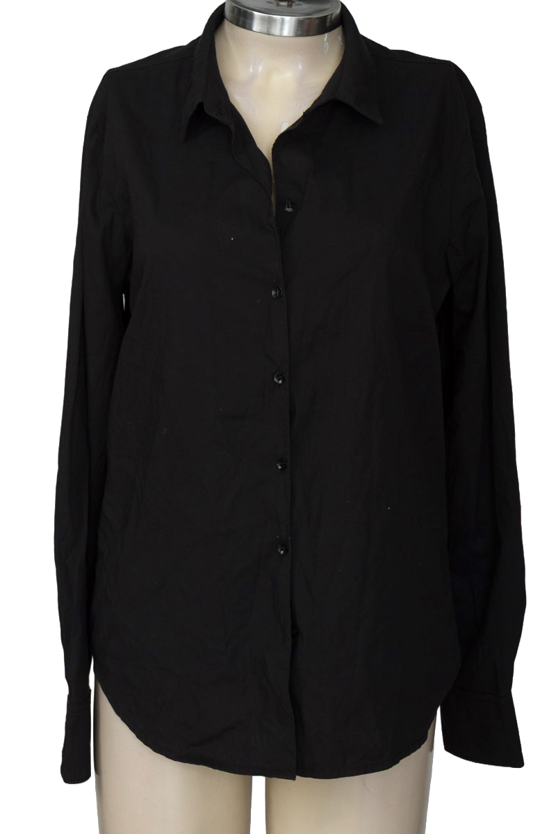 Top / Camiseta color Negro - Rifle